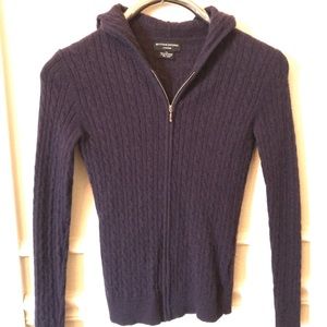 FINAL SALE‼️  Purple cashmere sweater.